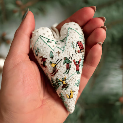 💖DIY Heart Shaped Hand Embroidered Christmas Ornament / Ornament Kit