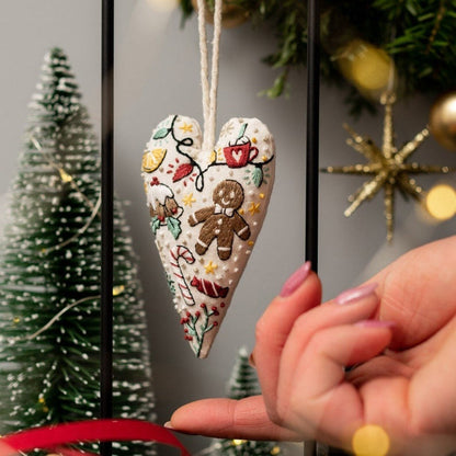 💖DIY Heart Shaped Hand Embroidered Christmas Ornament / Ornament Kit