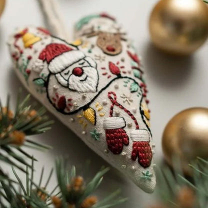 💖DIY Heart Shaped Hand Embroidered Christmas Ornament / Ornament Kit